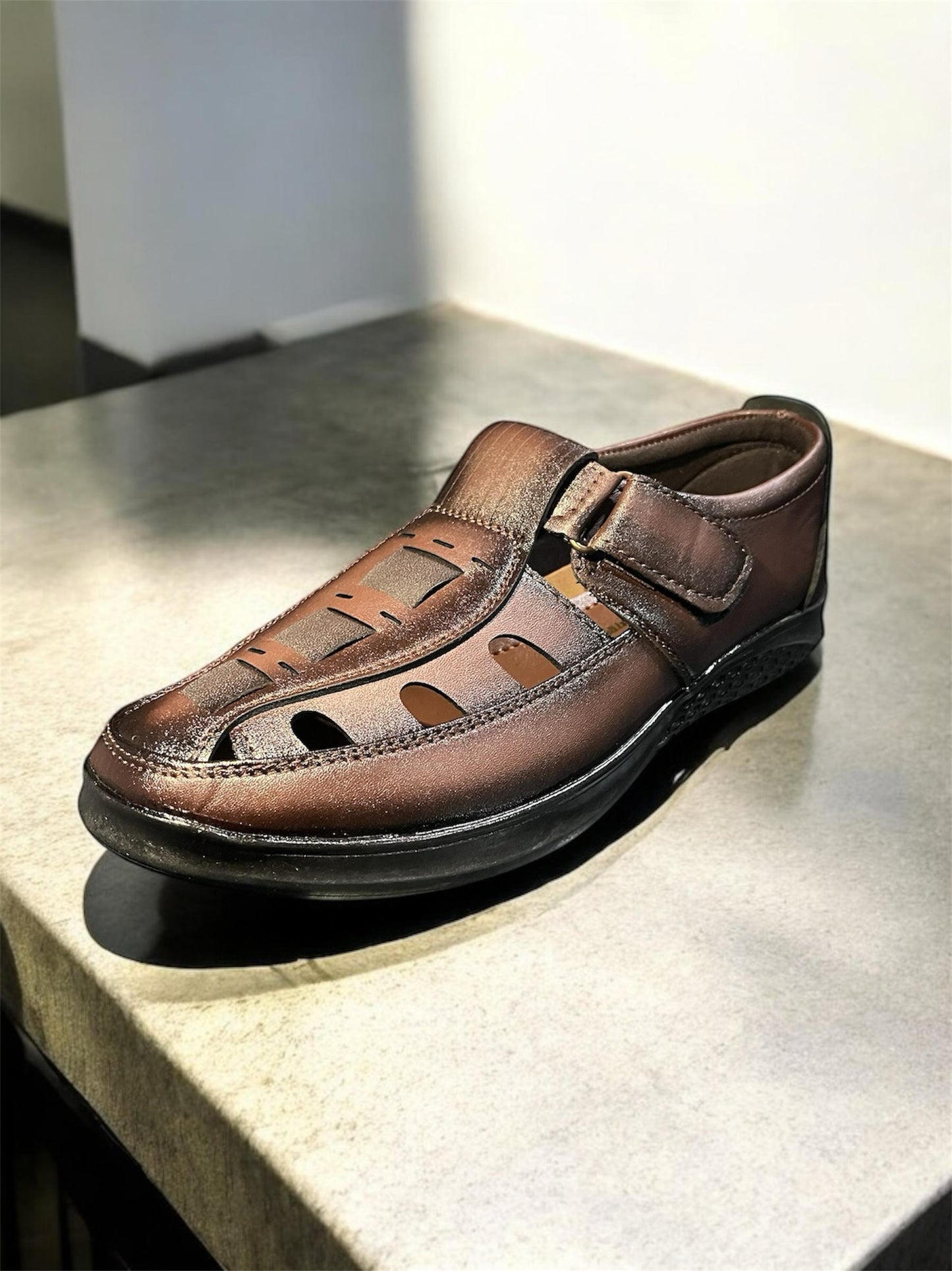 TRENDING MENS SANDLE
